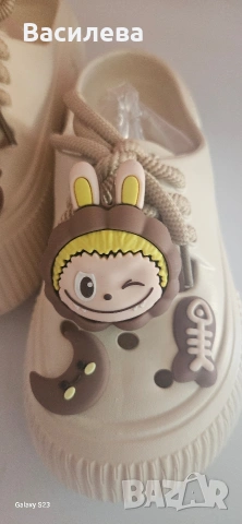Пантофи Labubu , снимка 3 - Детски пантофи - 53899638