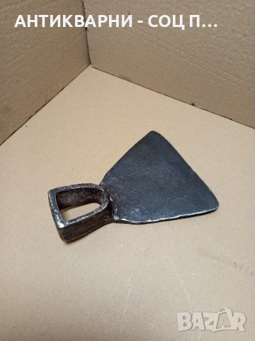 Соц Стара Ръчно Кована Мотика Тегло 0.950кг Номер/8/., снимка 3 - Антикварни и старинни предмети - 51184755