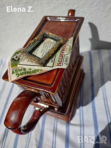 Royal Doulton Blue Willow колекционерски чайник Paul Cardew, снимка 11 - Антикварни и старинни предмети - 53845398