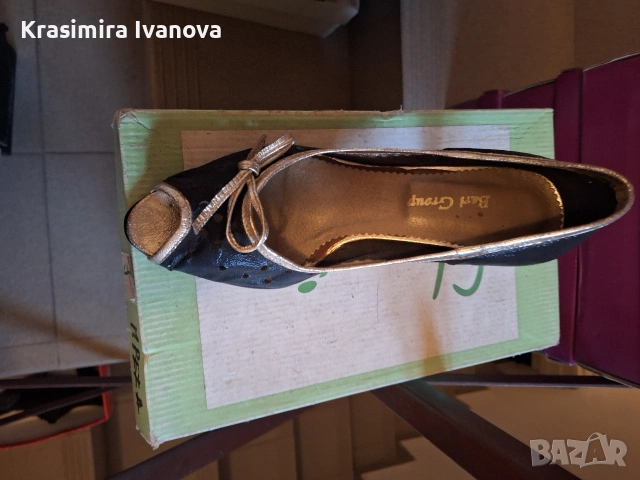 нови обувки естествен лак черен със златен кант, снимка 5 - Дамски обувки на ток - 54209561