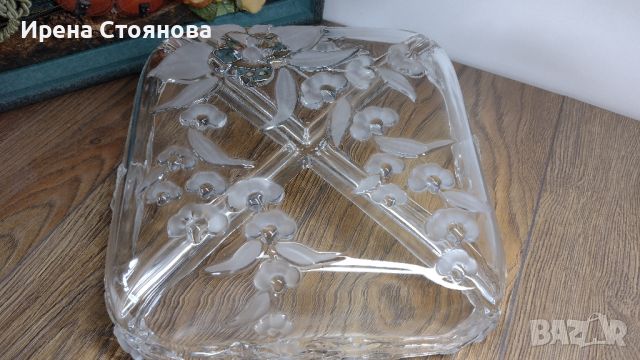 Квадратна купа с 4 отделения за сервиране на ядки/разядки... Walther Glas, серия Carmen, кристалин. , снимка 14 - Аксесоари за кухня - 45698101