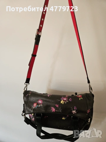 Дамска чанта Desigual с флорален дизайн, снимка 5 - Чанти - 54296479