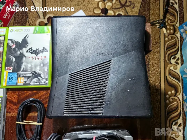 Xbox 360 slim + GTA и Assassin's creed , снимка 3 - Xbox конзоли - 49602072