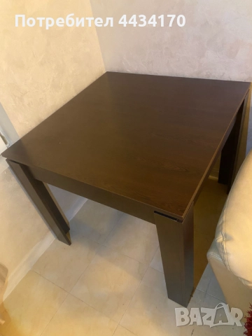 Трапезна маса 90×90×75 см – стабилна маса в добро състояние, снимка 2 - Бюра - 52149598