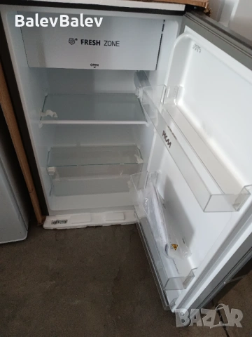 Хладилник със вградена камера , снимка 2 - Хладилници - 54239570