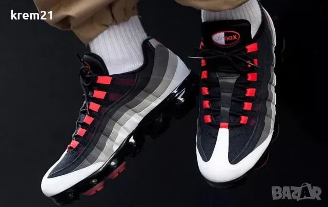 Nike Air Vapormax 95 Уникални! номер40, снимка 7 - Маратонки - 46925012