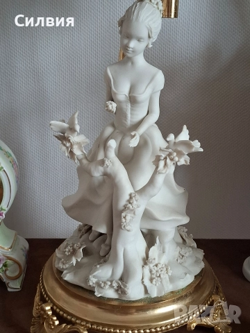 Настолна Лампа , снимка 3 - Антикварни и старинни предмети - 52748893