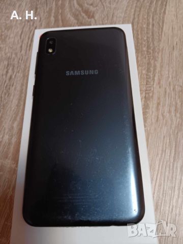 Смартфон Samsung A10, снимка 2 - Samsung - 46703477