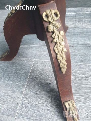 Винтидж шестоъгълна дървена масичка с мраморен плот, снимка 2 - Антикварни и старинни предмети - 46474934
