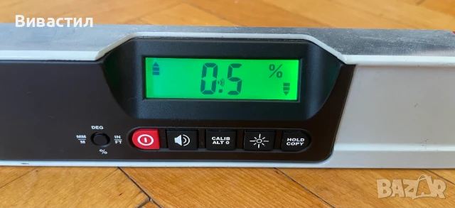 Електронен дигитален нивелир BMI за нива и наклони внос от Германия., снимка 2 - Измервателни инструменти - 51142531
