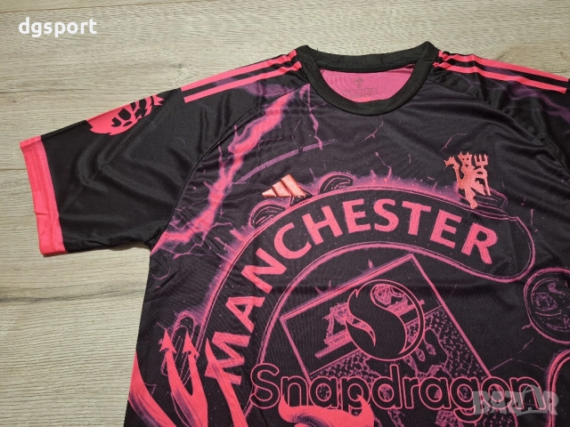 Флуоресцентна футболна фланелка на Манчестър Юнайтед!Специално издание Дявол!, снимка 4 - Футбол - 52147830