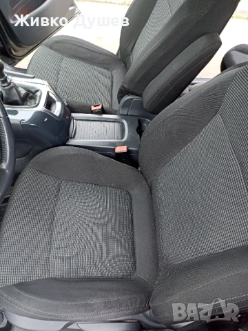 Продавам Пежо 5008,2011 г.дизел, снимка 8 - Автомобили и джипове - 53569064