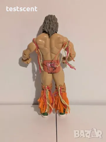 Екшън фигура WWE The Ultimate Warrior Legends Classic Superstars WWF figure играчка, снимка 4 - Колекции - 48527331