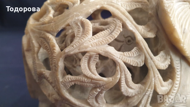 Пластика на слоница майка от мрамор-сапунен камък, снимка 2 - Антикварни и старинни предмети - 53660230