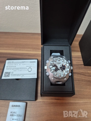 Casio G-shock V01A - 8A