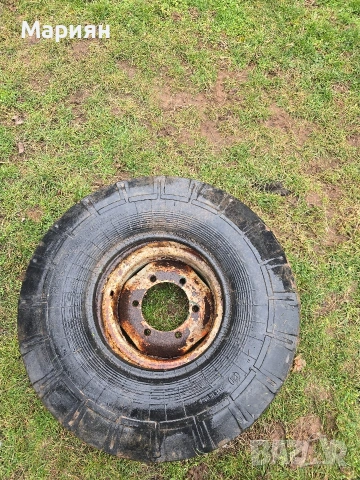 Джанта от комбаин Нива има малка кривина няма корозия от вътре добро състояние , снимка 2 - Гуми и джанти - 53305074