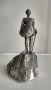Скулптура на рицар  , метална с богата орнаментика , снимка 1 - Статуетки - 45879068