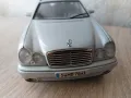 mercedes-benz w210 wagon мащаб 1:18, снимка 4