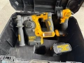 Dewalt DCH273 перфоратор +лед фенер, снимка 1