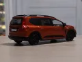 Dacia Jogger 2022 - мащаб 1:43 на Norev моделът е нов в PVC дисплей-кейс, снимка 4