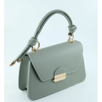 Елегантна фешън чанта с авнгардни дръжки в модерни цветове, снимка 6 - Чанти - 45766910