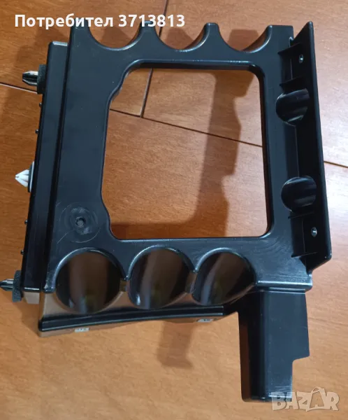 Ford Mustang оригинален нов държач за задна броня, снимка 1