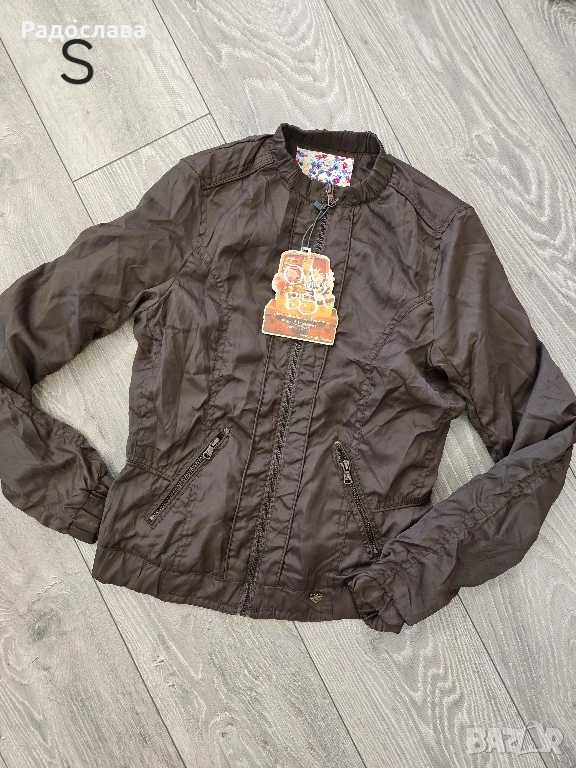 Преходно яке Bershka, снимка 1