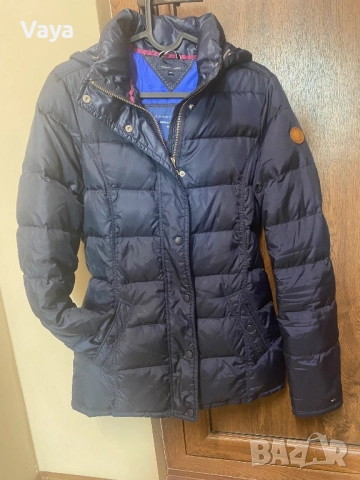 Зимно яке Tommy Hilfiger XS