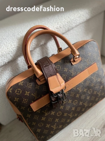 Кожена чанта за лаптоп Louis Vuitton , снимка 2 - Части за лаптопи - 53813605