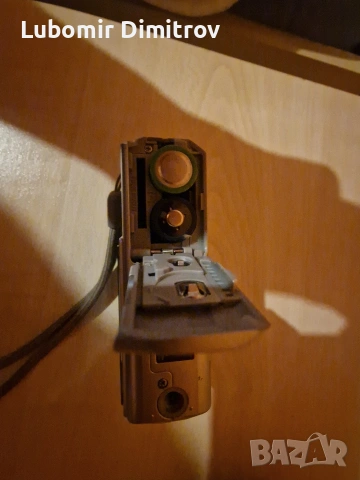 Цифров фотоапарат Sony Cyber-shot DSC-S650 7.2MP, снимка 6 - Фотоапарати - 53404834