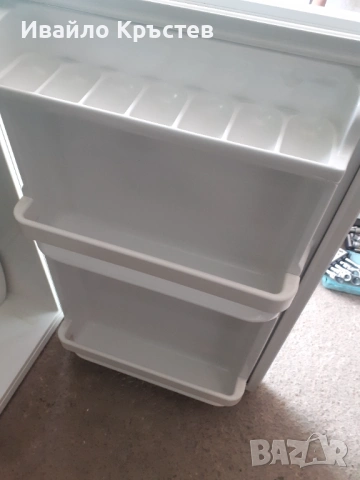 Продавам хладилник с камера , снимка 6 - Хладилници - 54243040