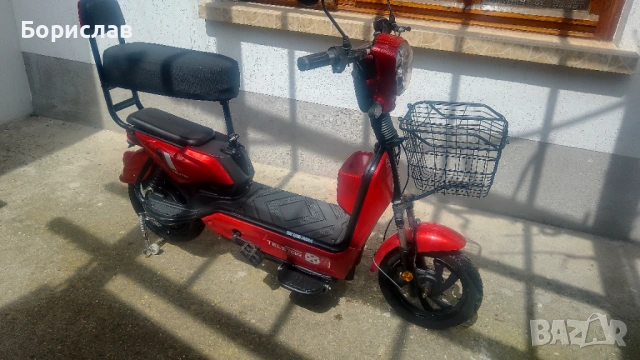 Електрически скутер-велосипед