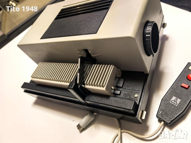 Прожекционен апарат Pentacon , снимка 3 - Плейъри, домашно кино, прожектори - 52580063