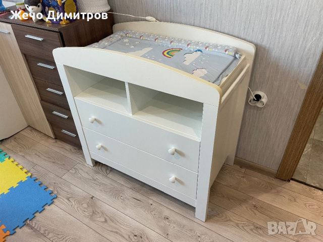 Повивалник скрин за бебе , снимка 2 - Мебели за детската стая - 45283997