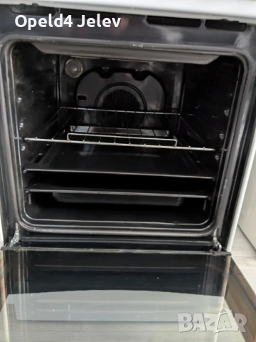 Готварска печка Indesit, снимка 2 - Печки, фурни - 53395722