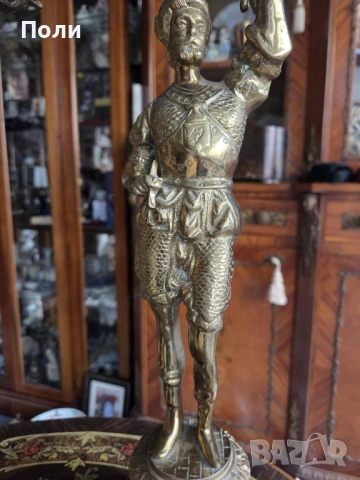 Екслузивна двойка големи канделабри „Рицари-пазители“ в стил Луи-Филип, France, 1960г., снимка 4 - Антикварни и старинни предмети - 54219136