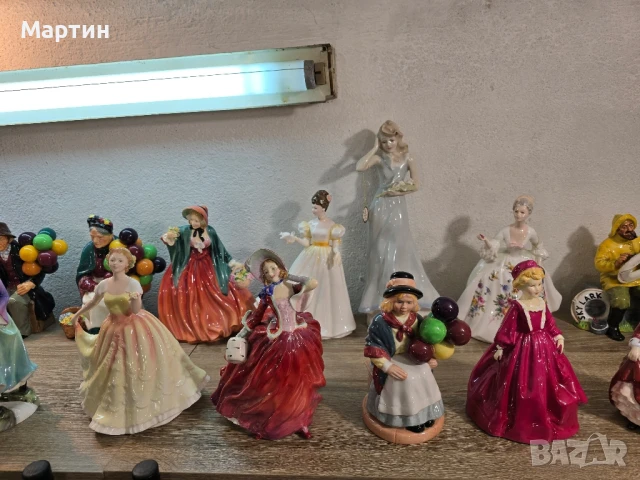  
Над 50 броя порцеланови кукли  - ROYAL DOLTAN  !!!, снимка 2 - Колекции - 50472815