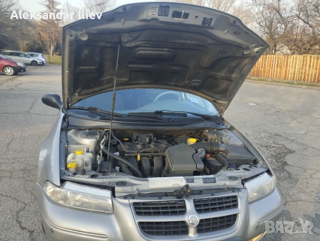 Продавам Крайслер стратус 2.0 бензин , снимка 7 - Автомобили и джипове - 53863944