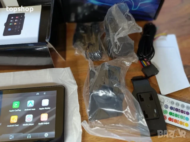 НОВ плейър Hikity 7" безжичен Carplay & Android. Aux букса, TF Card, Type C, DVR, Bluetooth, FM, GP, снимка 4 - Аксесоари и консумативи - 50501893