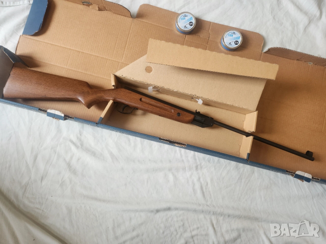 въздушна пушка SLAVIA 625, cal.4,5 mm, чисто нова, неизползвана + 2 кутийки капси, снимка 2 - Въздушно оръжие - 52902789