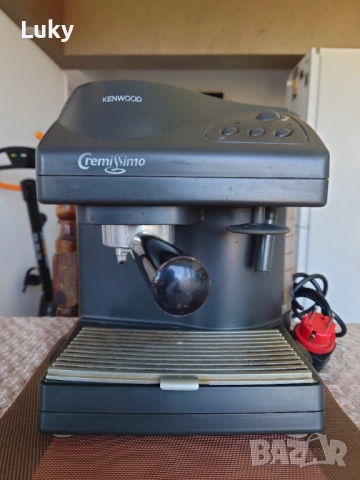 Кафе машина--KENWOOD.Работеща.