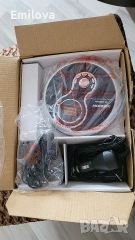 CD Player Medion за кола и дома, снимка 3 - Аксесоари и консумативи - 53463099