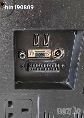 Телевизор Telefunken 32" , снимка 6 - Телевизори - 51440965