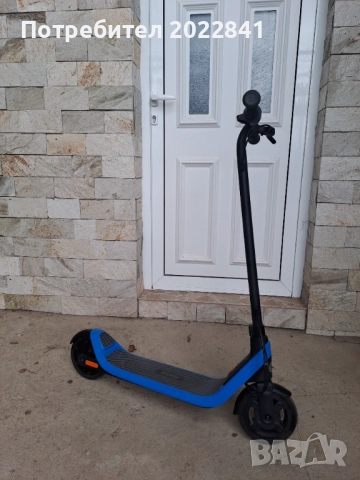 Детска електрическа тротинетка 