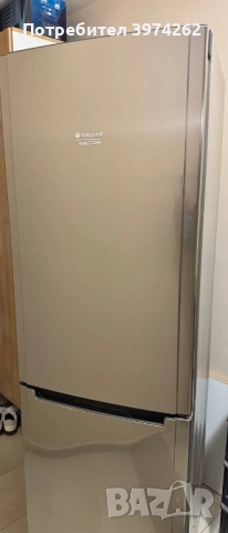 Продавам хладилник Hotpoint Ariston EBM 18220V, снимка 1