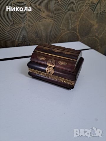 Ковчеже-кутия за бижута с месингов обков, снимка 1 - Други - 45170235