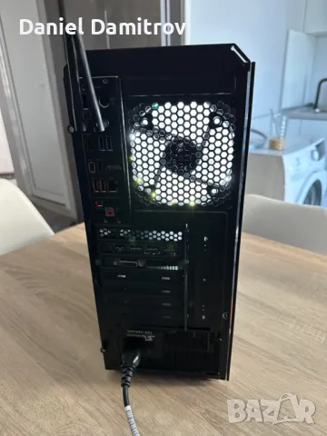 Геймърски компютър Ryzen 7 2700x,RX 570,16GB RAM,256GB NVMe,1TB HDD/WIFI, снимка 4 - Геймърски - 47706608