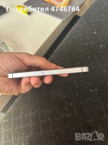Iphone SE, снимка 4 - Apple iPhone - 53598825