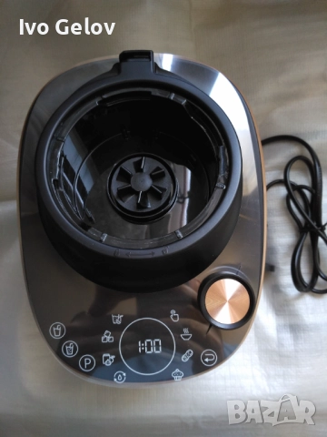 Блендер + сокоизстисквачка Филипс HR3770 - 1500 вата, 12 скорости, 2 литра кана, снимка 3 - Блендери - 51061679