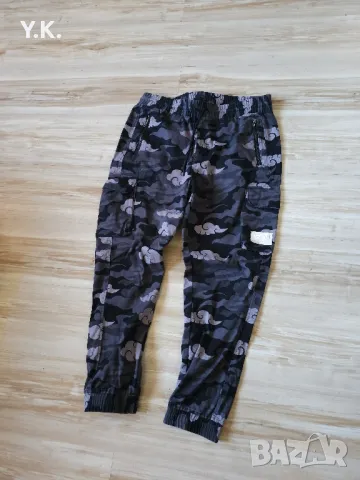 Оригинален мъжки панталон Siksilk x Steve Aoki Camo Cargo Pants, снимка 3 - Панталони - 50023495